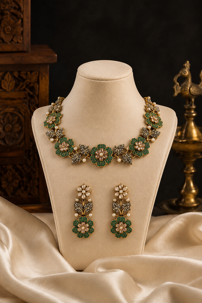 Emerald Bloom Floral Necklace Set
