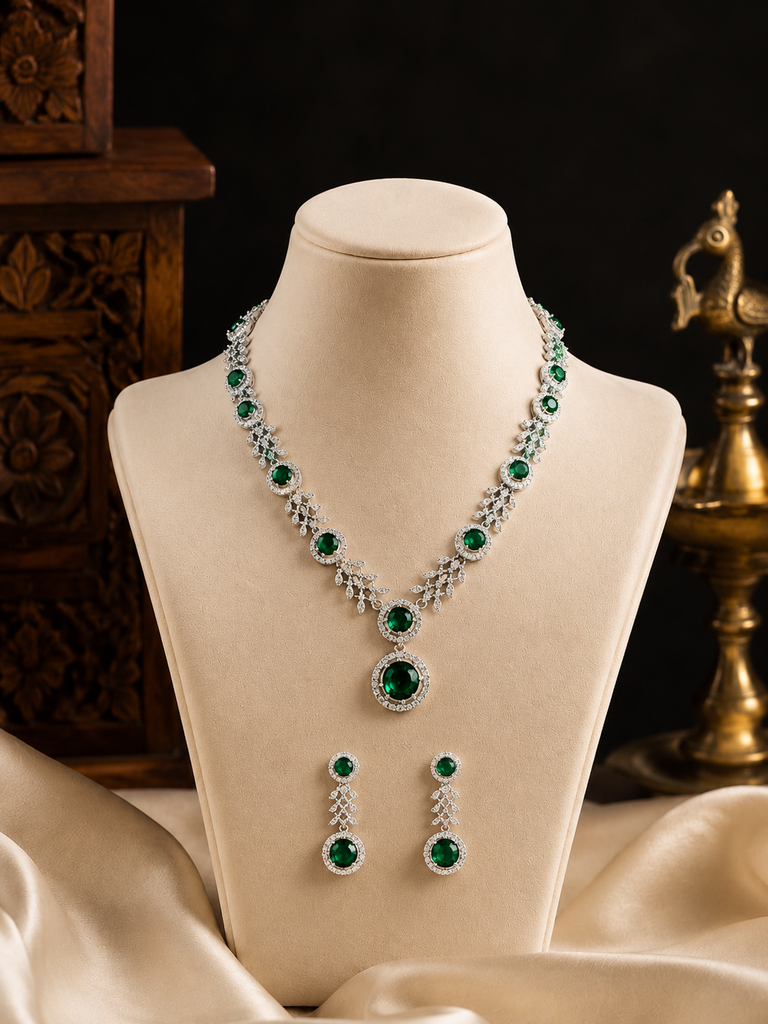 Emerald Vine Diamond Necklace Set
