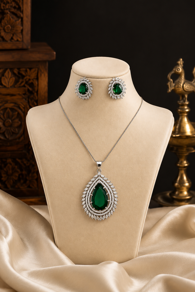 Emerald Aura Teardrop Zircon Set