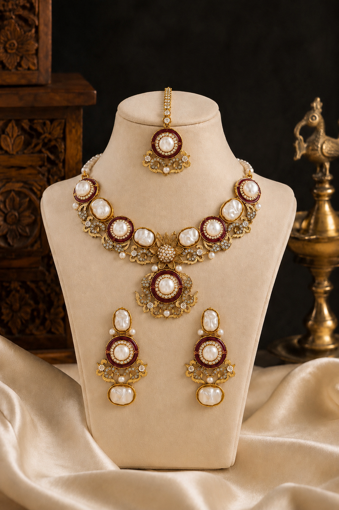 The Imperial Maroon Pearl Set